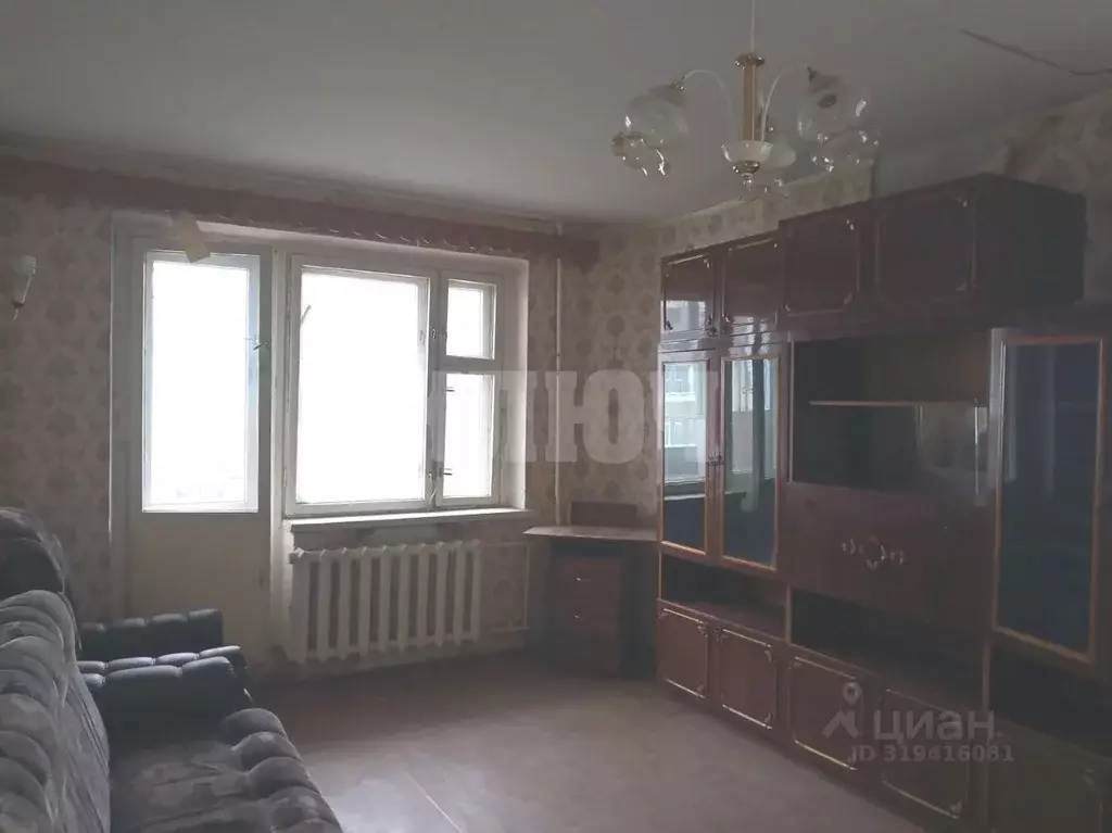 4-к кв. Вологодская область, Сокол Продольная ул., 18 (70.1 м) - Фото 0