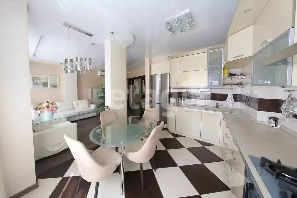 3-к кв. Тульская область, Тула ул. Революции, 21 (92.0 м) - Фото 1