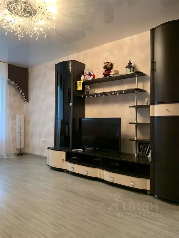 1-к кв. Кировская область, Киров ул. Орджоникидзе, 10 (39.8 м) - Фото 1