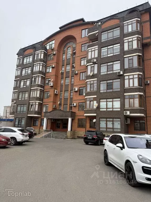 3-к кв. Дагестан, Махачкала ул. Чеэрова, 26к2 (144.0 м) - Фото 1