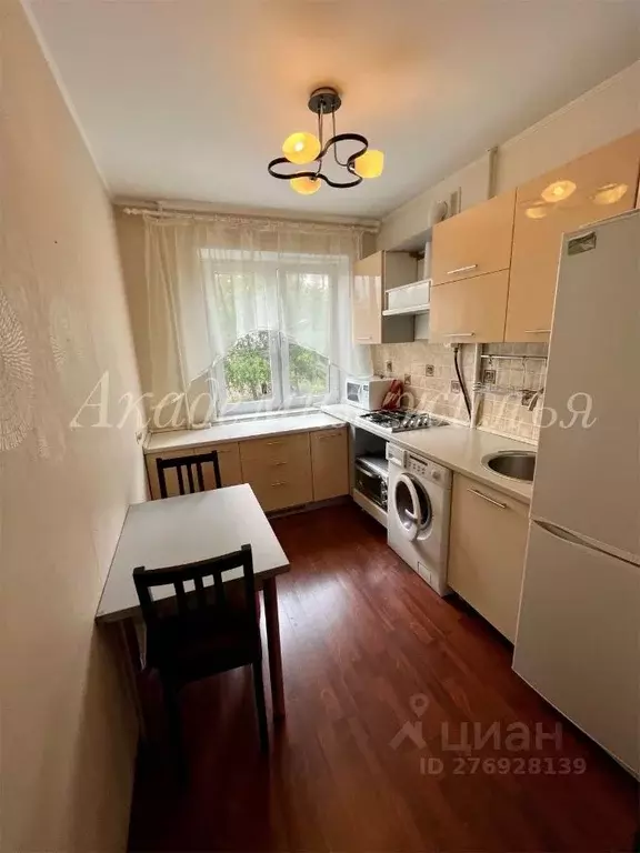 3-к кв. Башкортостан, Уфа ул. Энтузиастов, 1 (60.7 м) - Фото 1