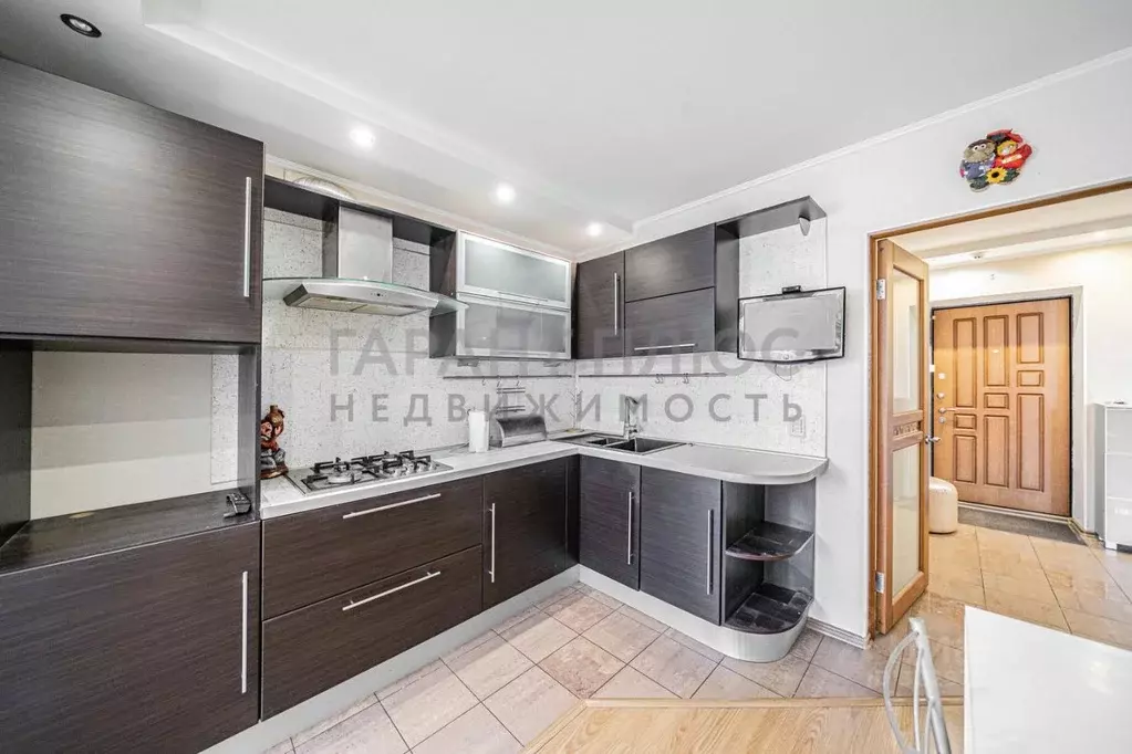 2-к кв. Липецкая область, Липецк ул. Имени Мичурина, 21к1 (61.2 м) - Фото 2