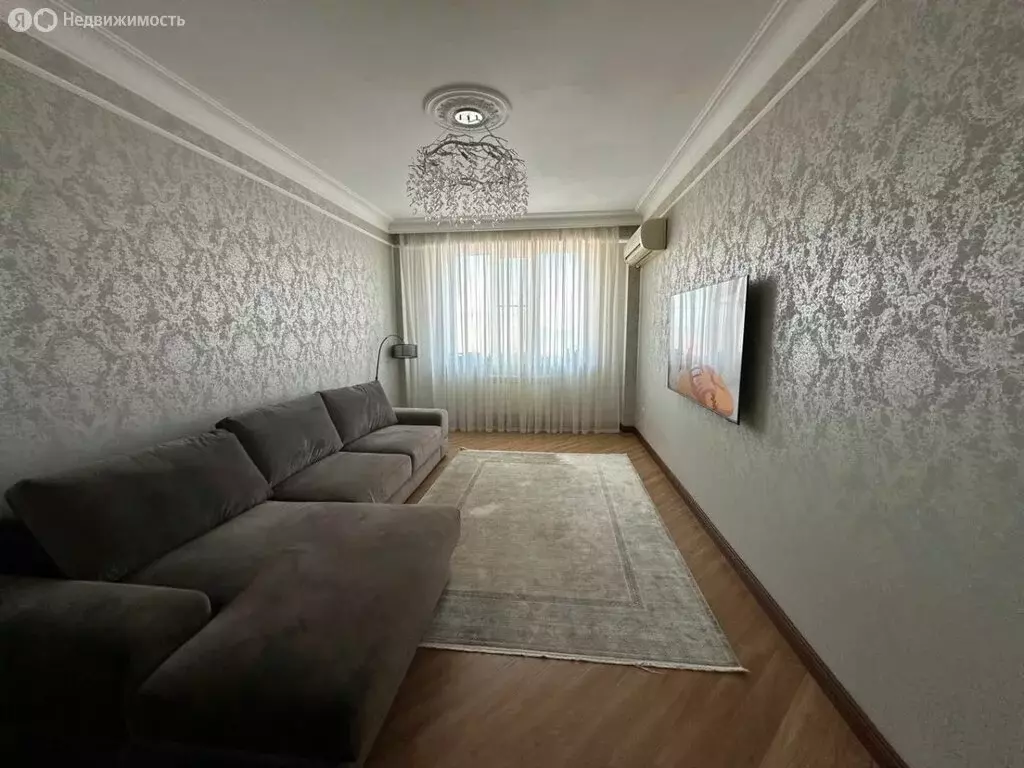 2-комнатная квартира: Махачкала, 2-й Гапцахский тупик, 3 (88.1 м) - Фото 1