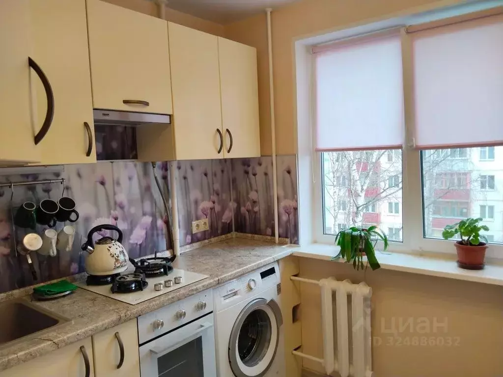 2-к кв. Московская область, Раменское Школьная ул., 4 (44.0 м) - Фото 1