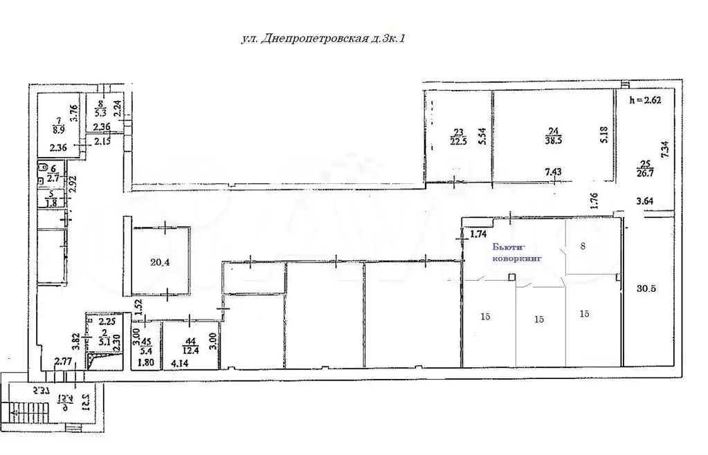 Аренда в торговой галере у метро от 5 до 140м - Фото 0