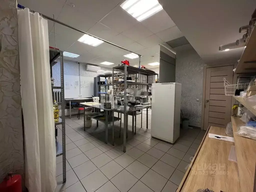 Помещение свободного назначения в Тюменская область, Тюмень ул. Щорса, ... - Фото 0