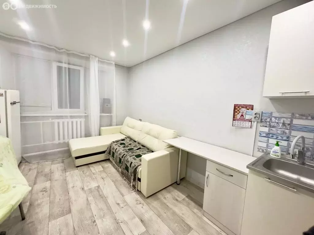 1к в 4-комнатной квартире (13.7 м) - Фото 1