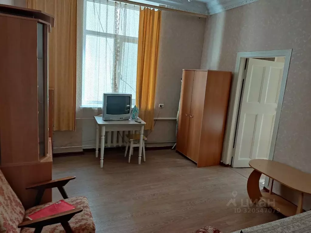 2-к кв. Севастополь ул. Новороссийская, 36 (36.0 м) - Фото 2