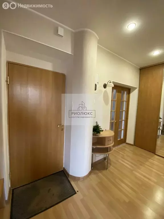 2-комнатная квартира: Магнитогорск, проспект Ленина, 52/1 (56.2 м) - Фото 2