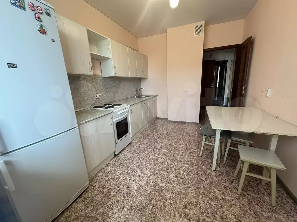 1-к. квартира, 37 м, 3/17 эт. - Фото 0