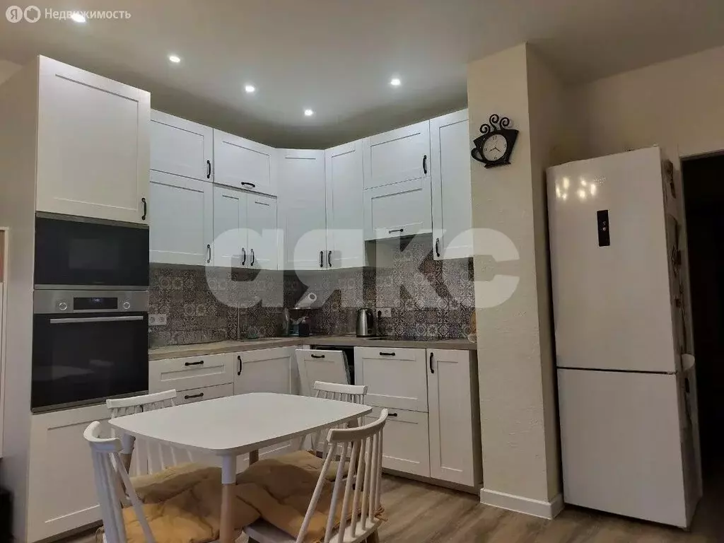 3-комнатная квартира: Раменское, Спортивный проезд, 6 (69.8 м) - Фото 1