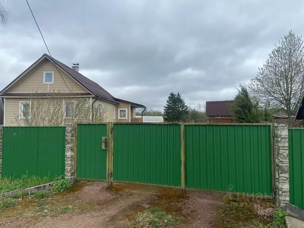 Дом в Ленинградская область, Гатчинский район, с. Никольское ул. ... - Фото 1