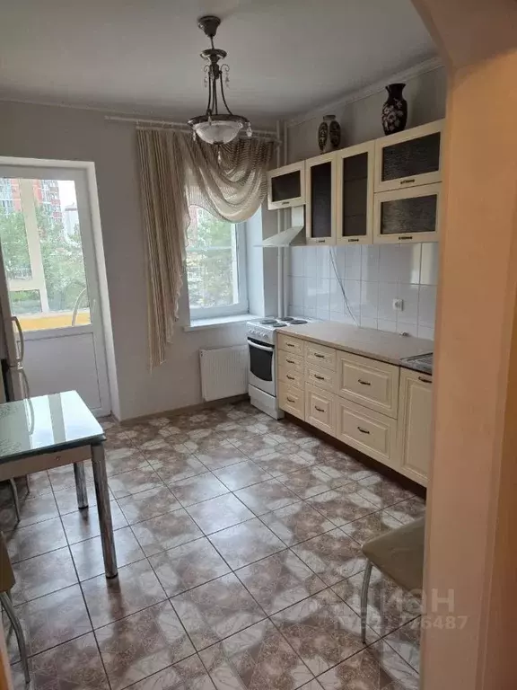 2-к кв. Кемеровская область, Кемерово просп. Шахтеров, 72 (59.0 м) - Фото 0