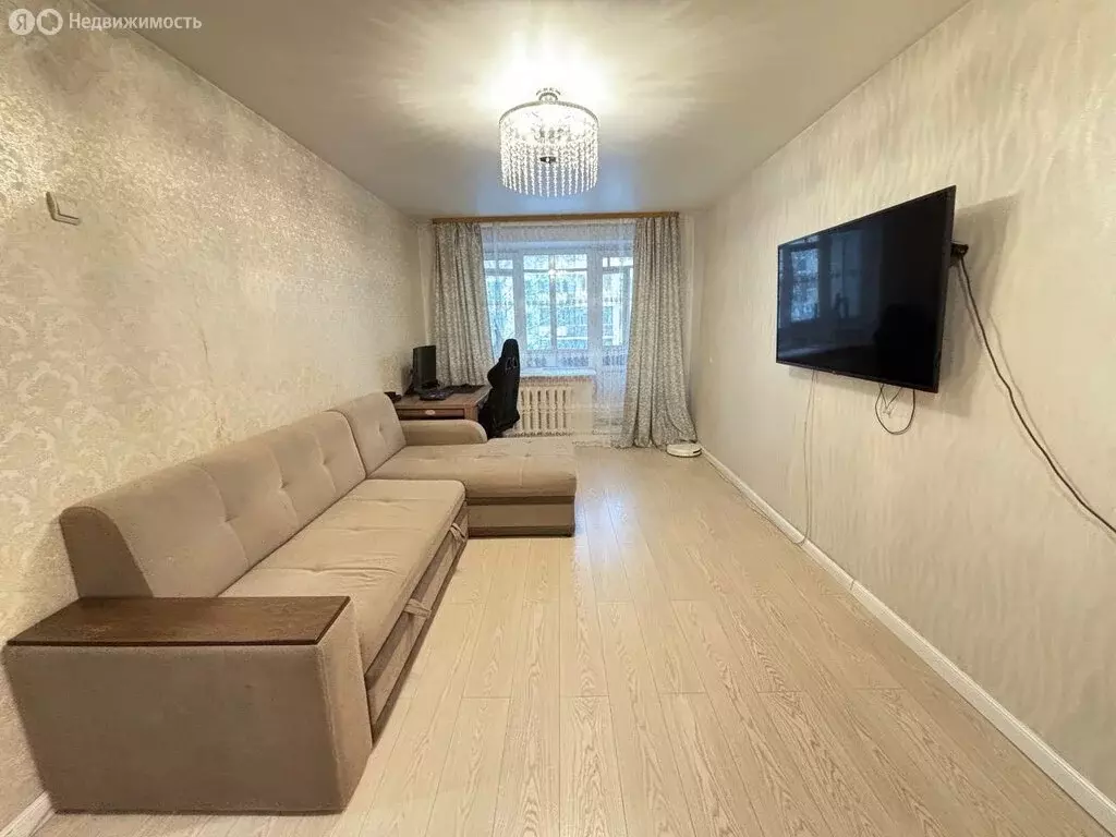 3-комнатная квартира: Якутск, улица Бестужева-Марлинского, 7/2 (61.3 ... - Фото 1