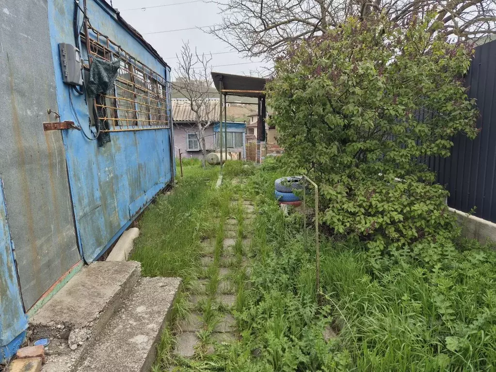 Участок в Крым, Феодосия городской округ, Орджоникидзе пгт, Труд-1 ... - Фото 1