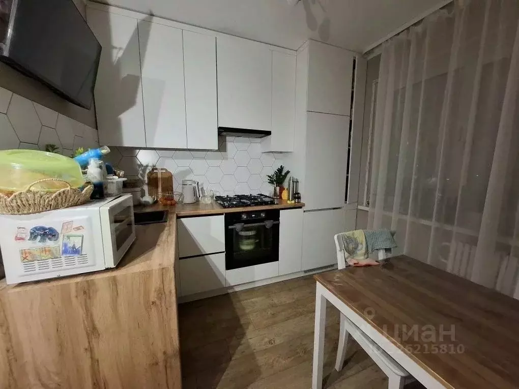 2-к кв. Новгородская область, Великий Новгород Псковская ул., 46к5 ... - Фото 1