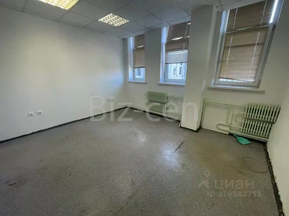 Офис в Санкт-Петербург пл. Конституции, 2 (19 м) - Фото 0