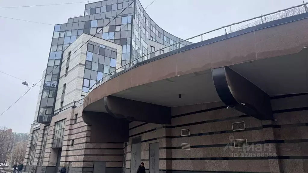 Гараж в Санкт-Петербург ул. Большая Зеленина, 8к2 (20 м) - Фото 1