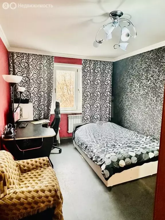 3-комнатная квартира: Саранск, улица Есенина, 6 (64 м) - Фото 1