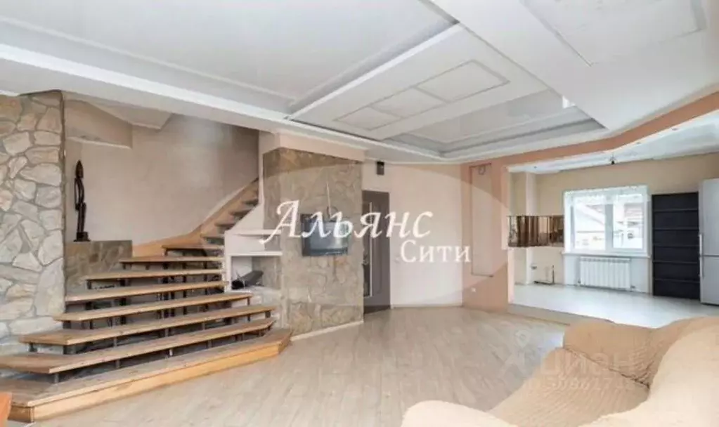 Коттедж в Омская область, Омск пос. Рыбачий, ул. 2-я Рыбачья (351 м) - Фото 2