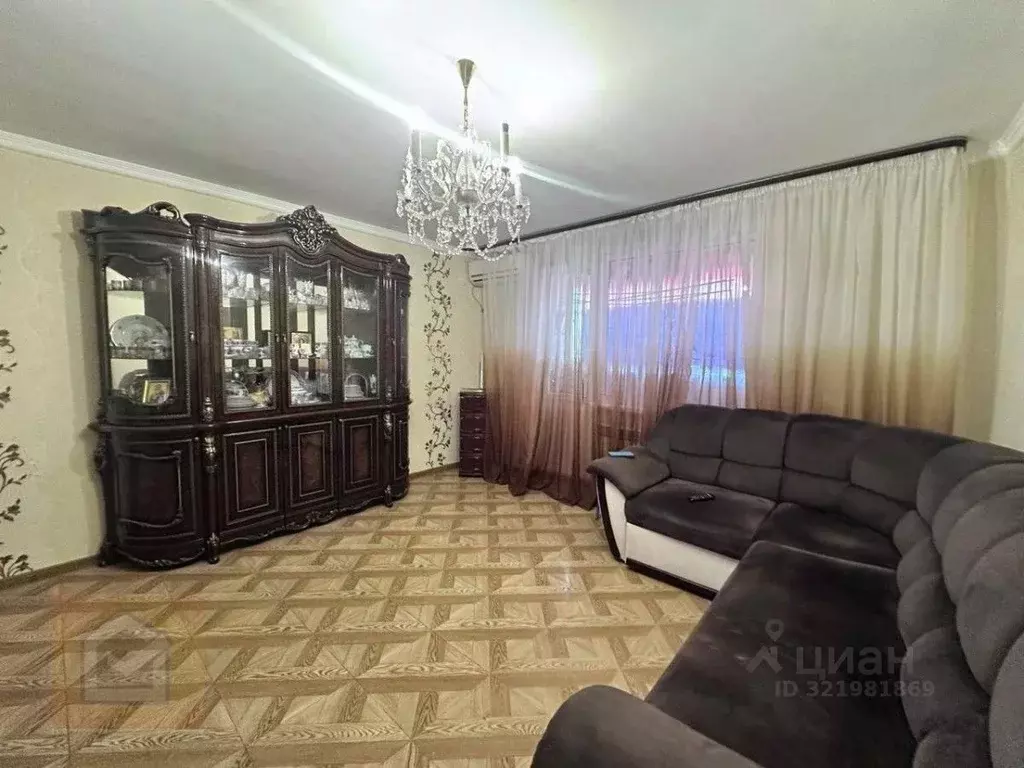 2-к кв. Севастополь ул. Героев Бреста, 27 (62.4 м) - Фото 1