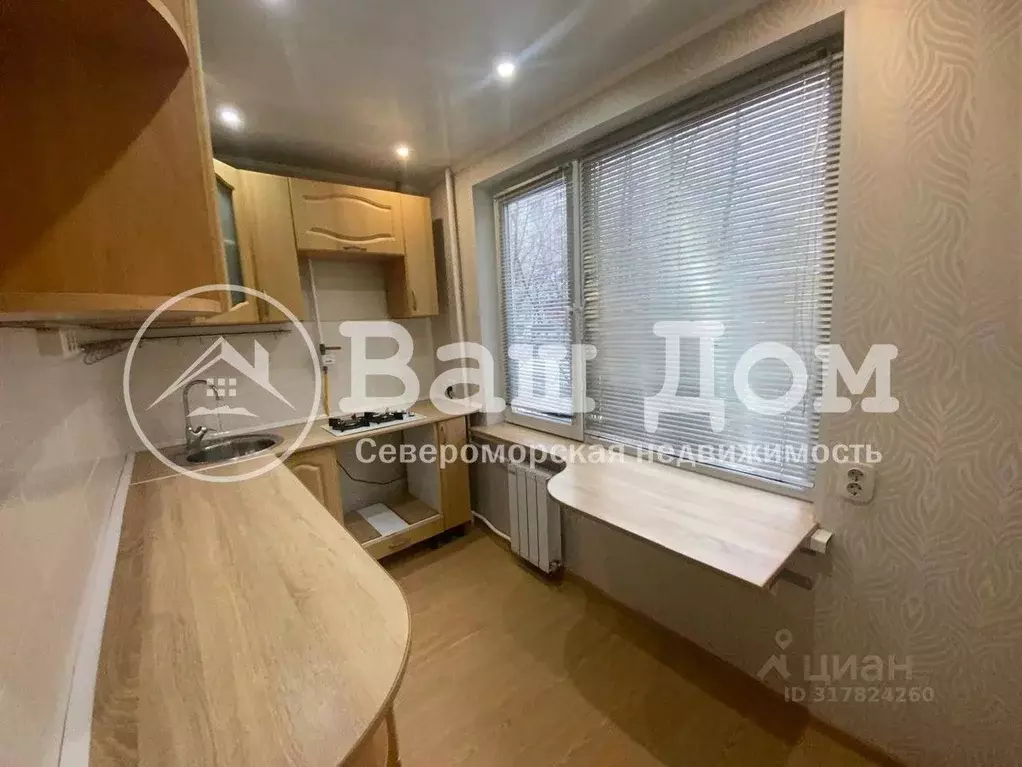 2-к кв. Мурманская область, Североморск ул. Сгибнева, 10 (42.0 м) - Фото 1