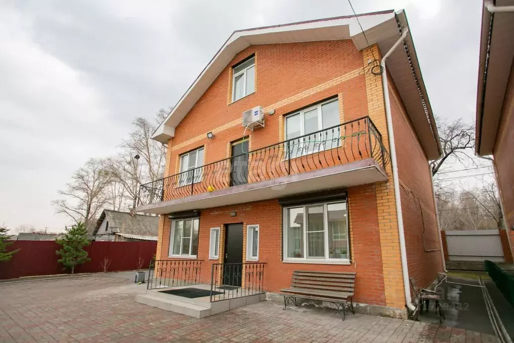 Дом в Хабаровский край, Хабаровск Совхозная ул., 54 (216 м) - Фото 1