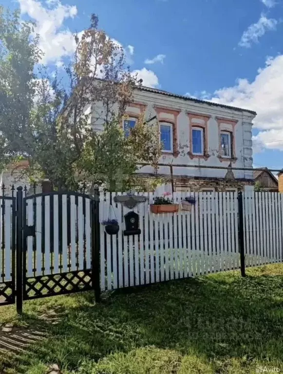 Дом в Мордовия, с. Ичалки ул. Имени В.И. Чинченкова, 41 (140 м) - Фото 1