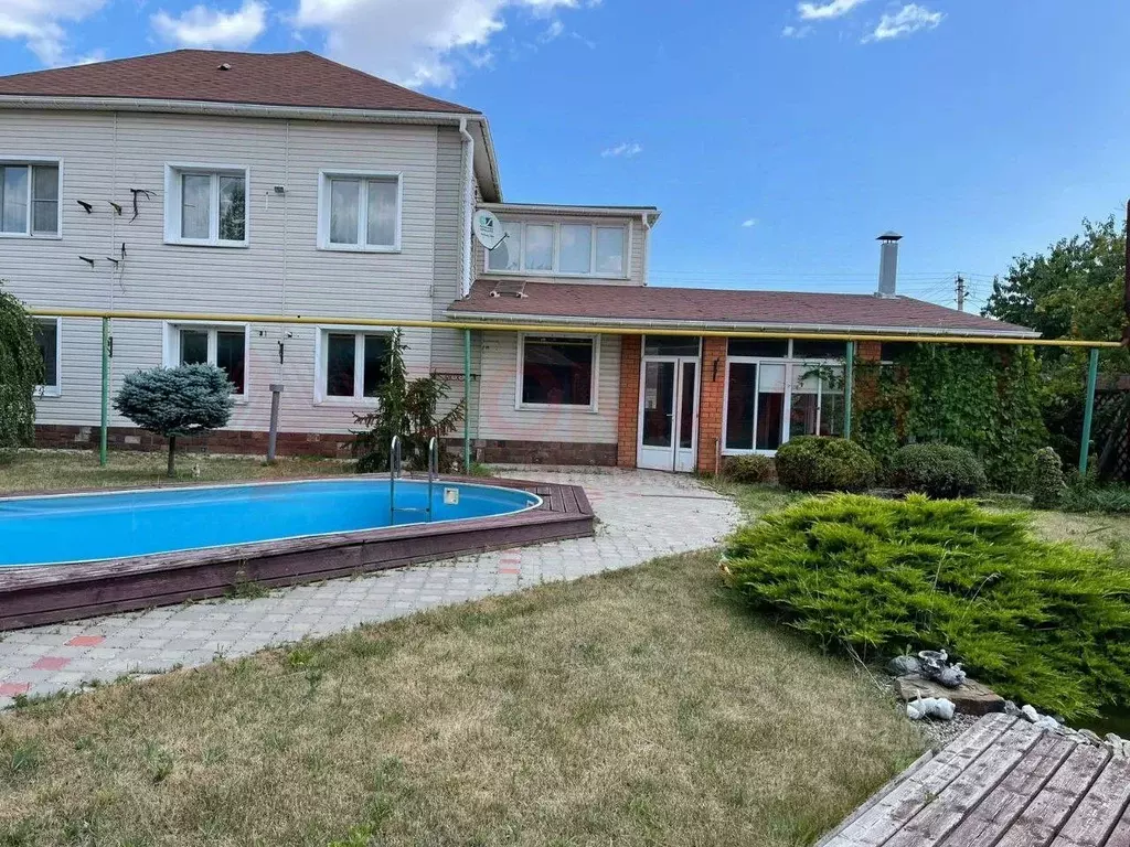 Дом в Ростовская область, Волгодонск ул. Казачья, 24 (300 м) - Фото 1