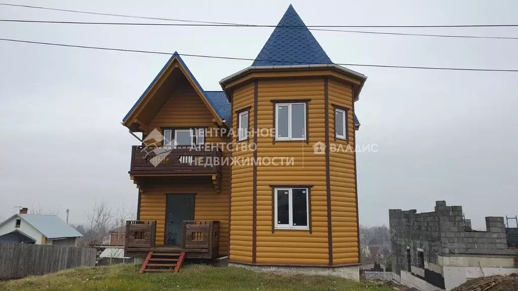 Дом в Рязанская область, Рязань Земляничная ул. (260 м) - Фото 0