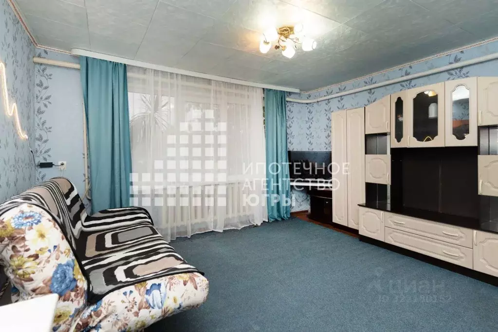 2-к кв. Ханты-Мансийский АО, Ханты-Мансийск Сургутская ул., 27А (55.9 ... - Фото 1