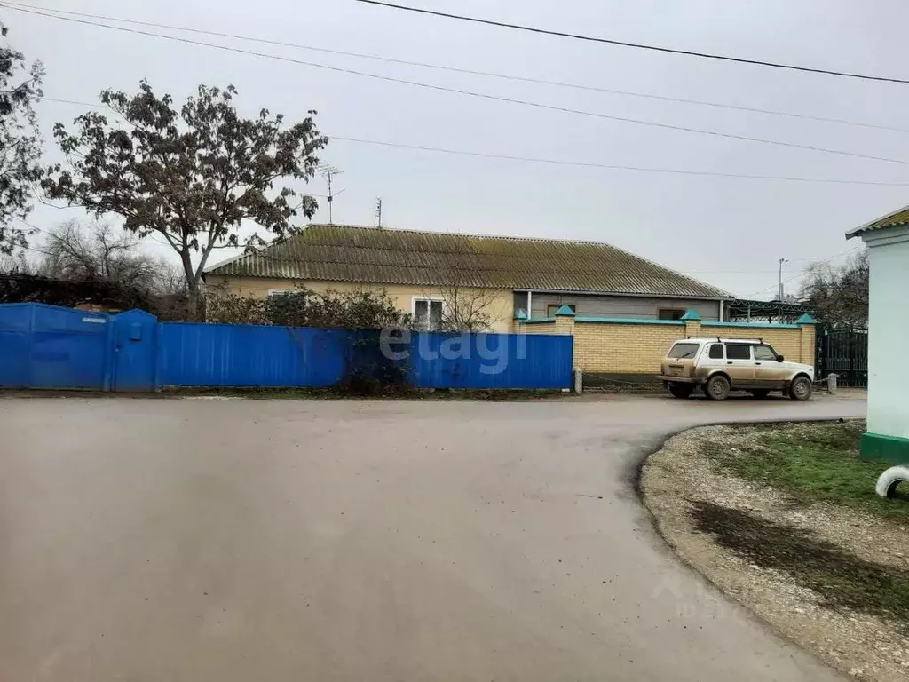 Дом в Ставропольский край, с. Арзгир ул. Нади Безрук, 6 (62 м) - Фото 0