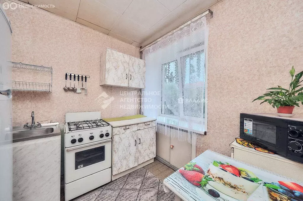 1-комнатная квартира: Рязань, улица Бирюзова, 1к4 (32.9 м) - Фото 0
