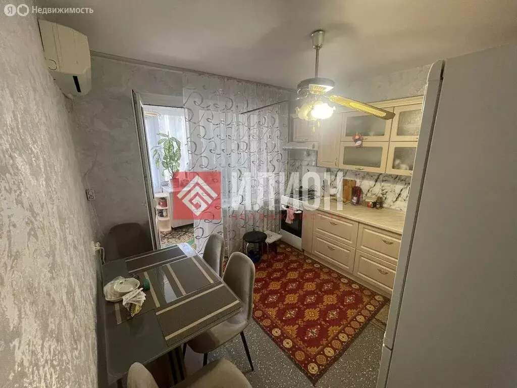 2-комнатная квартира: посёлок городского типа Форос, улица ... - Фото 0
