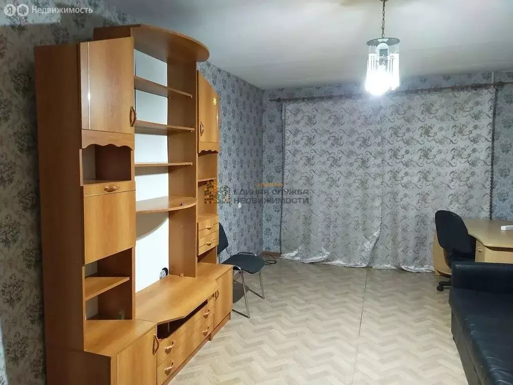 1-комнатная квартира: Уфа, улица Цюрупы, 84 (33 м) - Фото 0