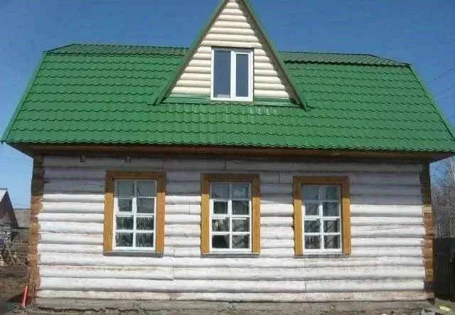 Дом в Иркутская область, пос. Балаганск ул. Кольцевая, 21 (153 м) - Фото 0