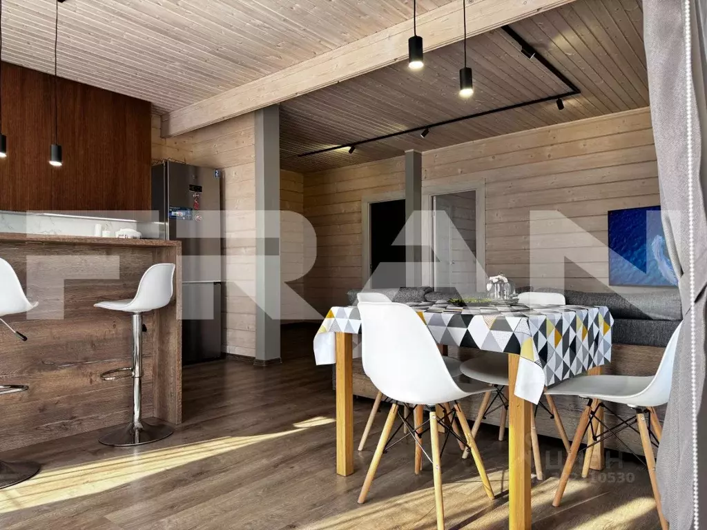 Дом в Ленинградская область, Выборгский район, пос. Первомайское  (120 ... - Фото 2