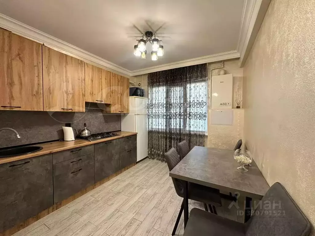 3-к кв. Дагестан, Махачкала ул. Лаптиева, 87 (62.0 м) - Фото 1
