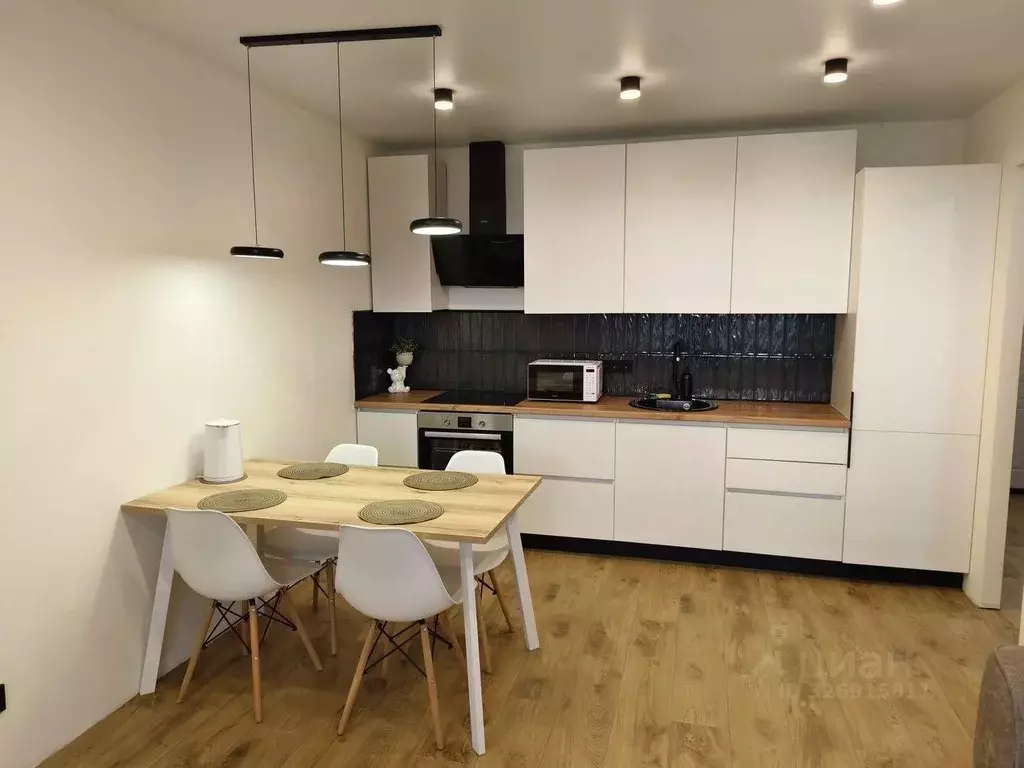 1-к кв. Башкортостан, Уфа Кремлевская ул., 50/1 (43.8 м) - Фото 1