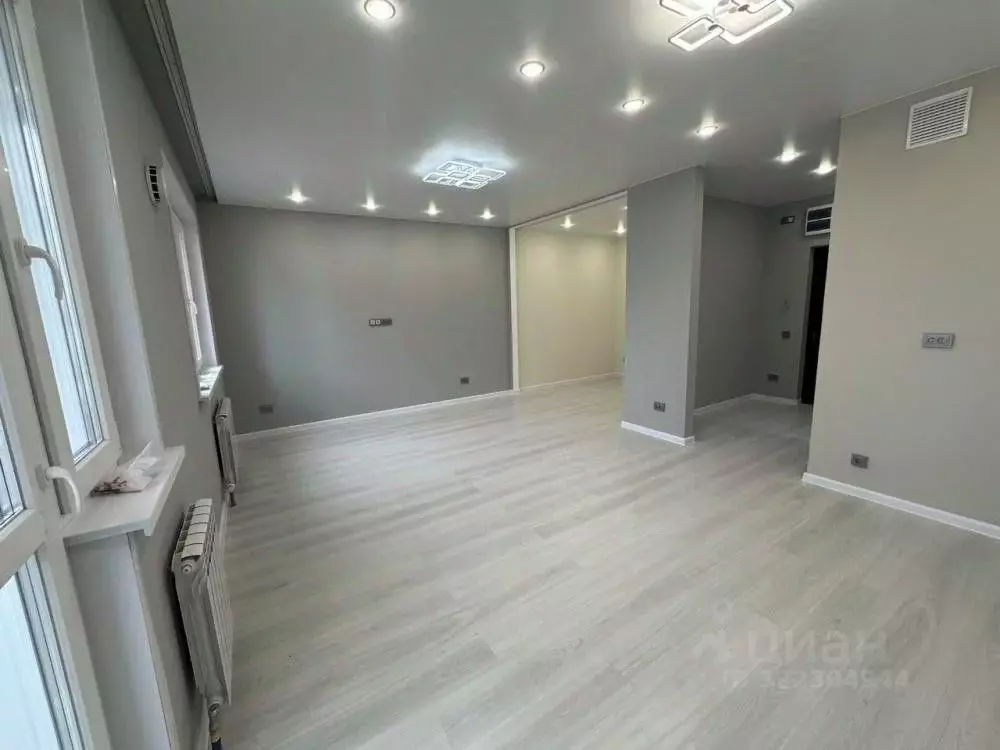 1-к кв. Иркутская область, Иркутск Радужный мкр, 103 (39.0 м) - Фото 1