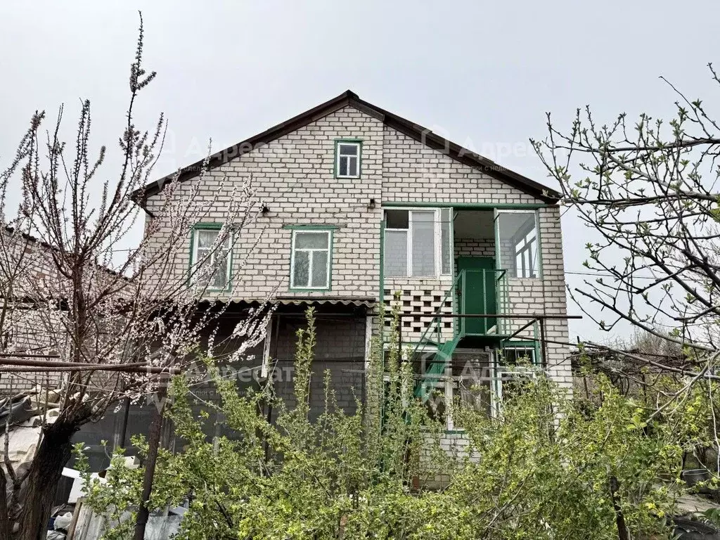 Дом в Волгоградская область, Среднеахтубинский район, Ахтубинское ... - Фото 1