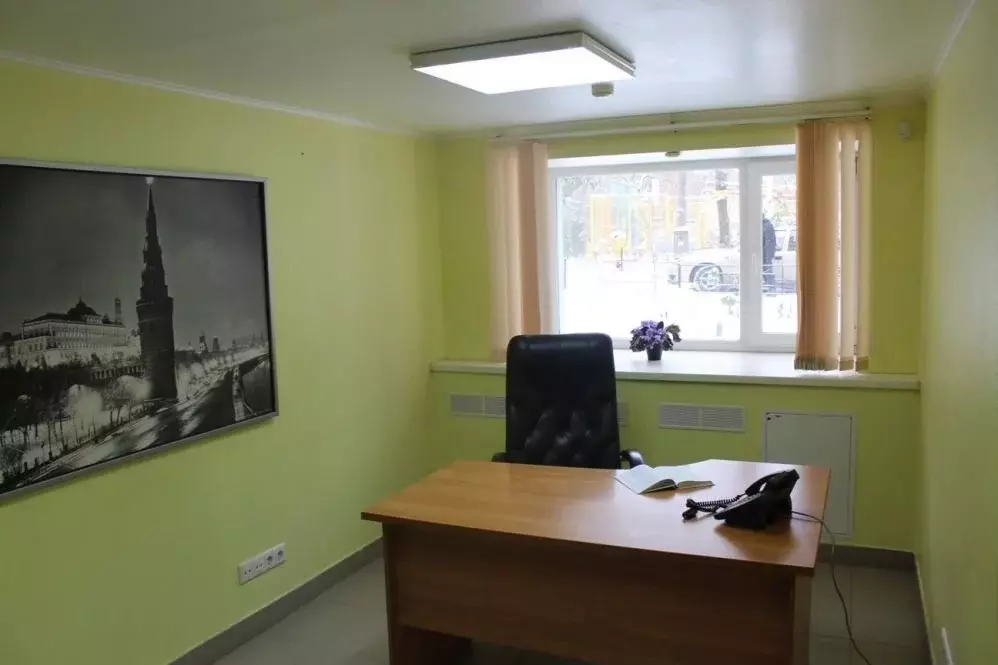 Офис в Свердловская область, Екатеринбург ул. Декабристов, 3 (10 м) - Фото 1