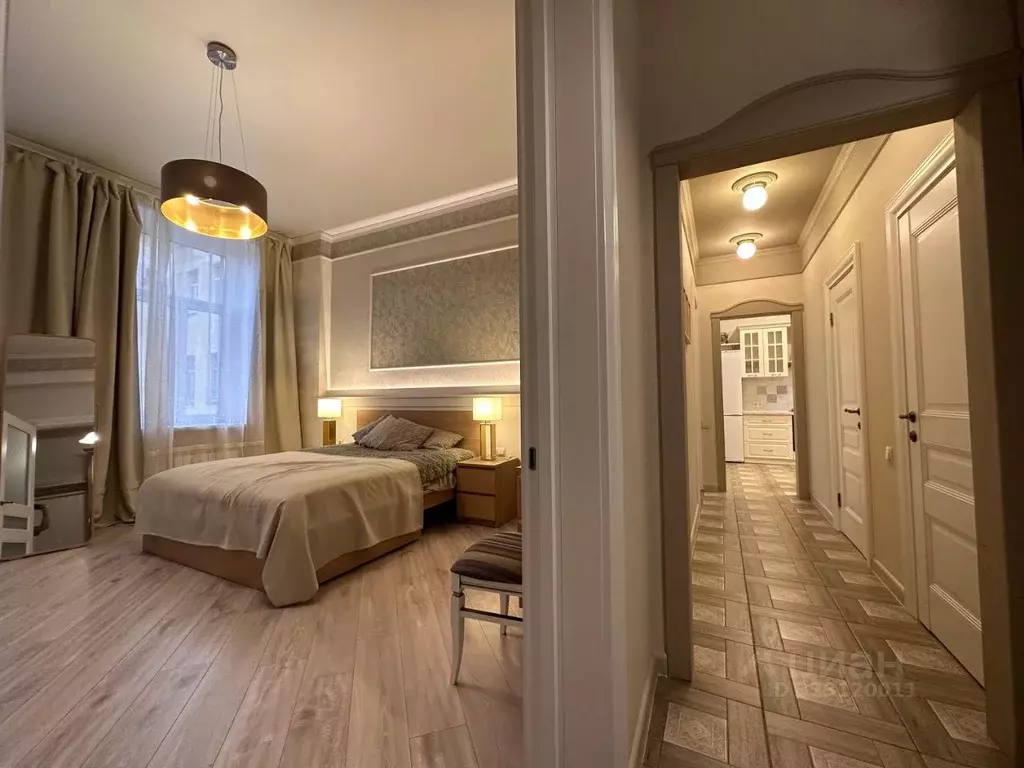 2-к кв. Санкт-Петербург 1-я Васильевского острова линия, 56 (70.0 м) - Фото 1