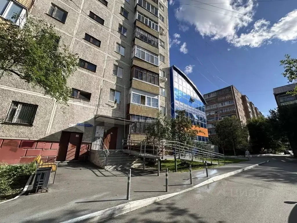 1-к кв. Тюменская область, Тюмень ул. Монтажников, 8 (44.0 м) - Фото 1