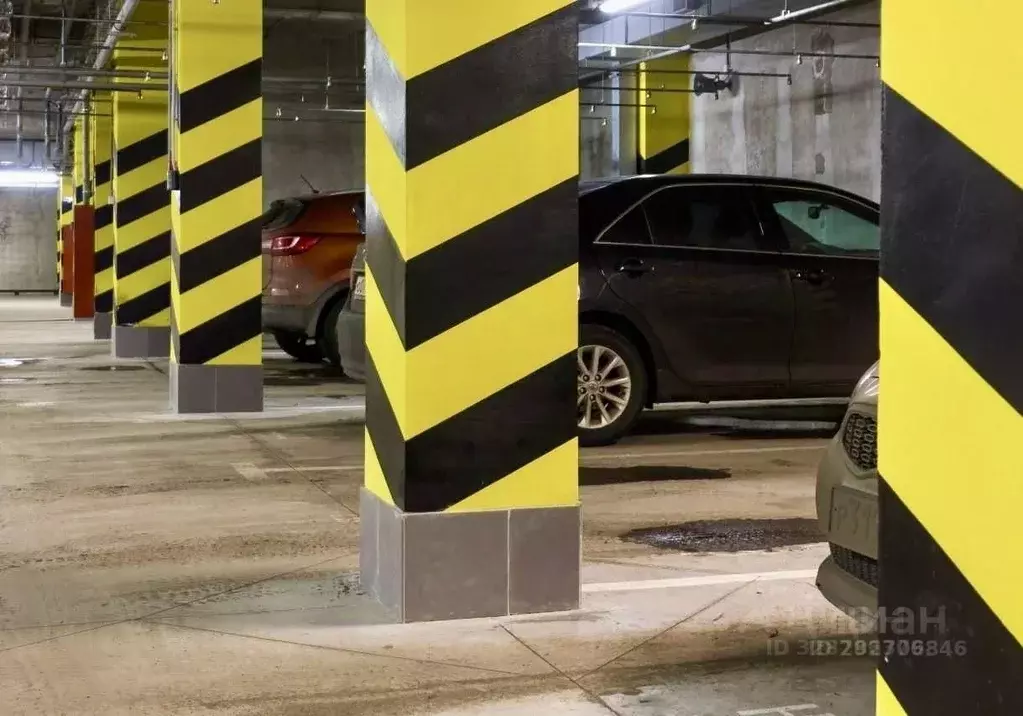 Гараж в Санкт-Петербург ул. Русановская, 16к4 (15 м) - Фото 1