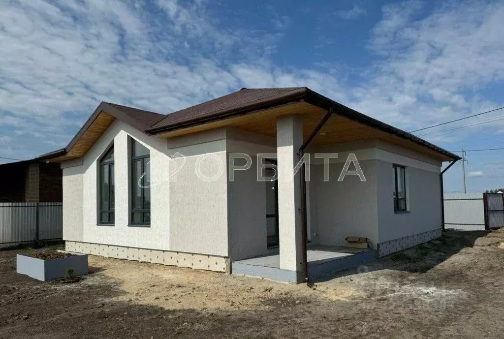 Дом в Тюменская область, Тюменский муниципальный округ, с. Успенка ул. ... - Фото 1