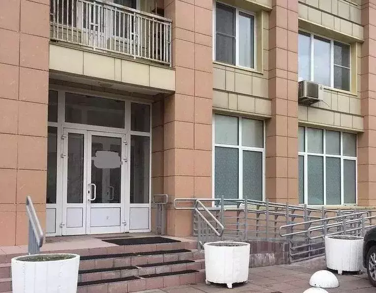 Помещение свободного назначения в Москва Часовая ул., 19к3 (114 м) - Фото 1