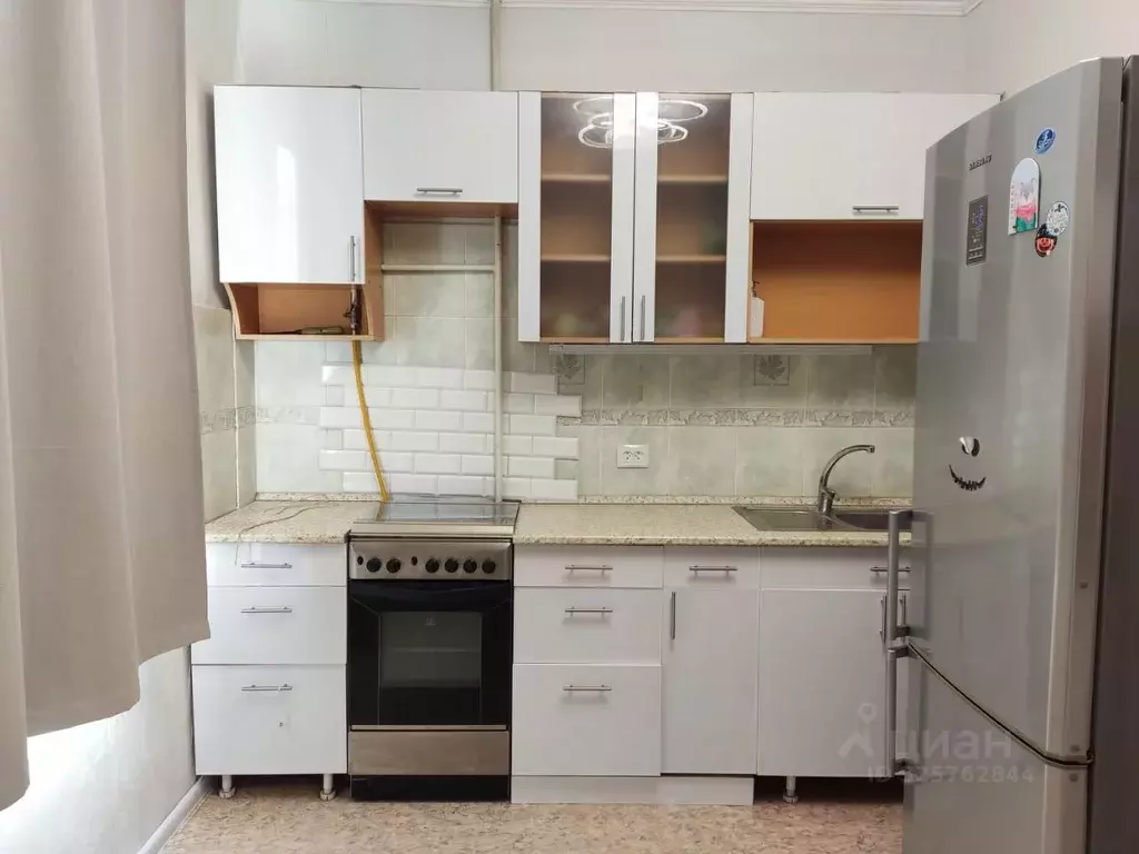 1-к кв. Омская область, Омск ул. 24-я Северная, 196 (40.0 м) - Фото 1