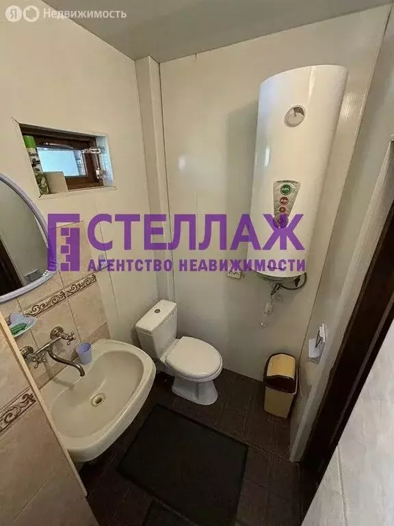 Дом в Республика Крым, муниципальный округ Феодосия, посёлок ... - Фото 0