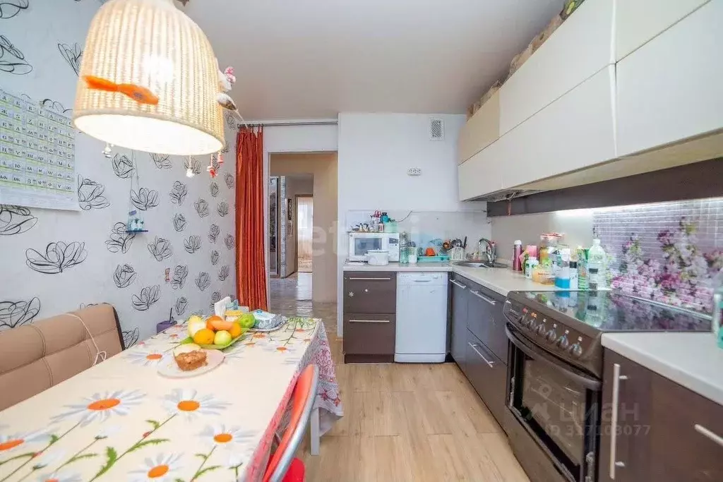 3-к кв. Свердловская область, Екатеринбург ул. Расточная, 17к2 (83.1 ... - Фото 1
